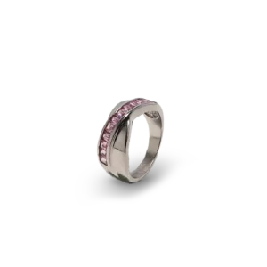 Diamantbesetzter Ring