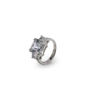 Klarer Diamantring mit 2 Diamanten